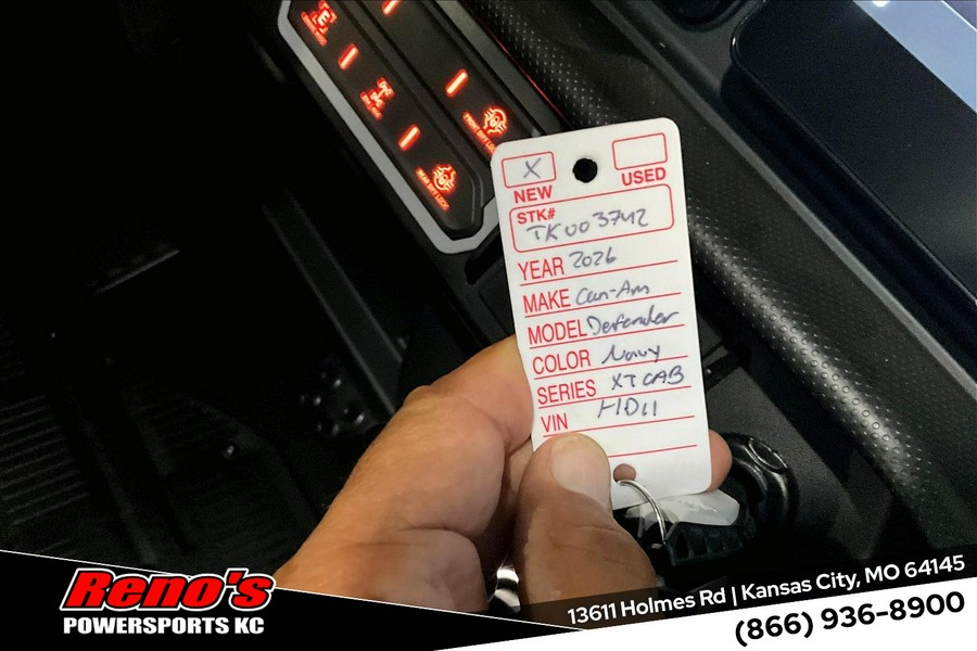 2026 Can-Am Defender XT CAB HD11 w/10.25 INFOTAINMENT