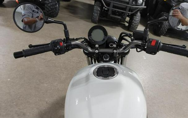 2024 Kawasaki Eliminator® Pearl Robotic White