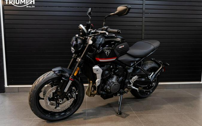 2024 Triumph Trident 660 Sapphire Black