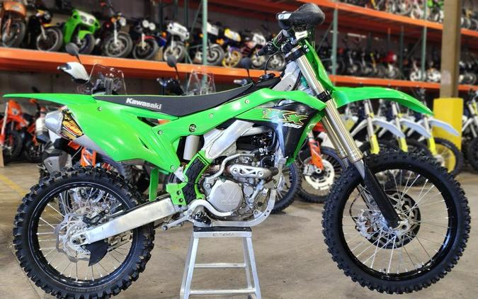 2020 Kawasaki KX250 Totally Revised | 10 Fast Facts (Video)