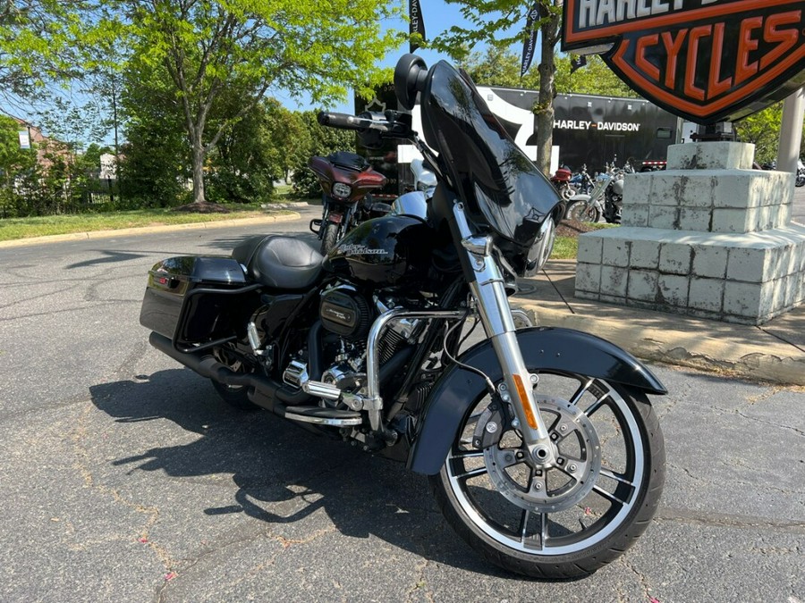 2019 FLHX Street Glide®