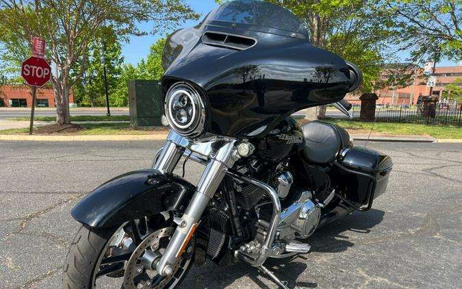 2019 FLHX Street Glide®