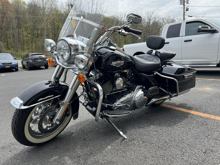 2014 Harley-Davidson® FLHR - Road King®