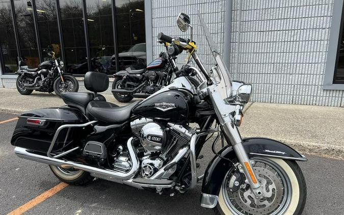 2014 Harley-Davidson® FLHR - Road King®