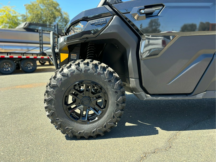 2025 Can-Am Defender MAX Lone Star CAB