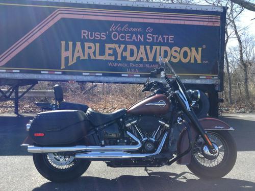 2018 Harley-Davidson Softail Heritage Classic 114 Review — From...