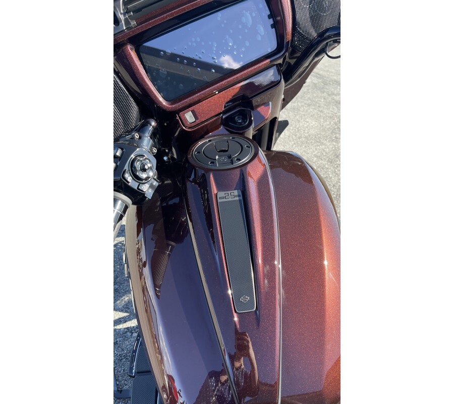 2024 Harley-Davidson CVO™ Street Glide® Copperhead