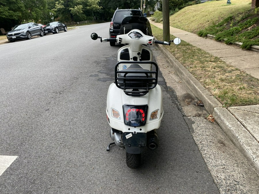 2019 Vespa GTS Super 300