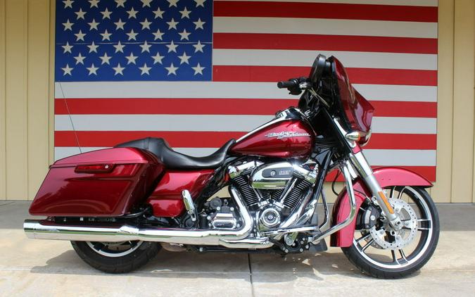 2017 Harley-Davidson® FLHXS - Street Glide® Special