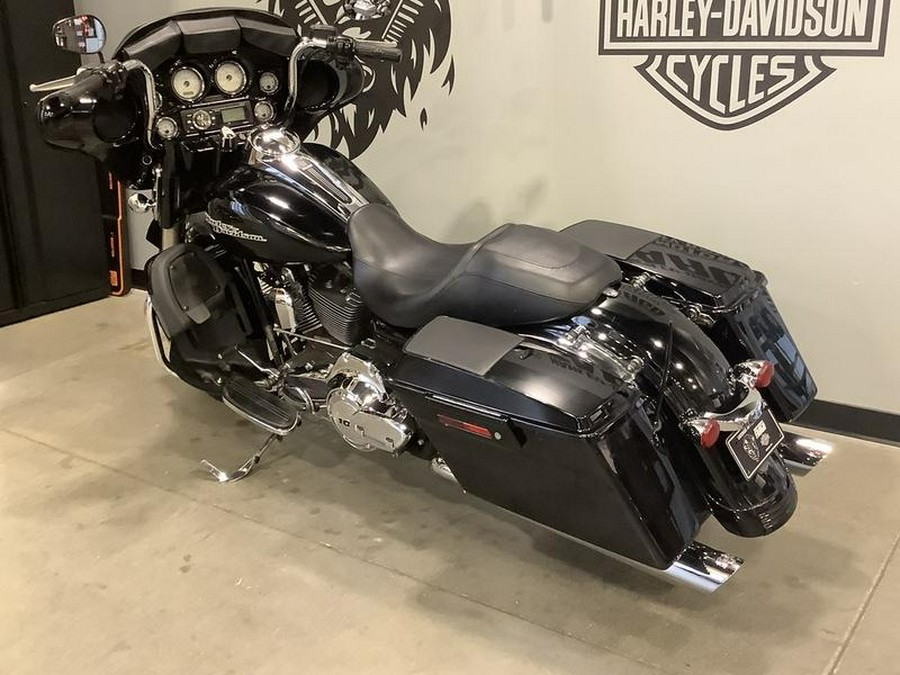 2013 Harley-Davidson® FLHX - Street Glide®