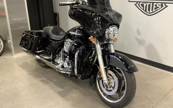 2013 Harley-Davidson® FLHX - Street Glide®