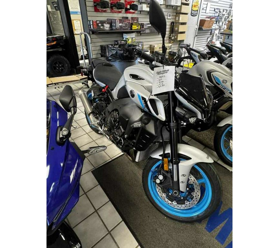 2025 Yamaha MT 10