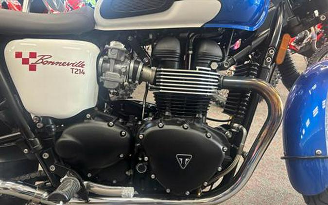 2015 Triumph Bonneville T214