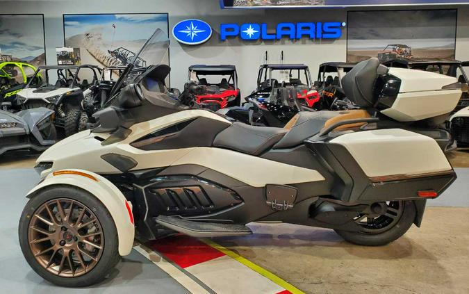 2024 CAN-AM SPYDER RT SEA-TO-SKY (SE6)
