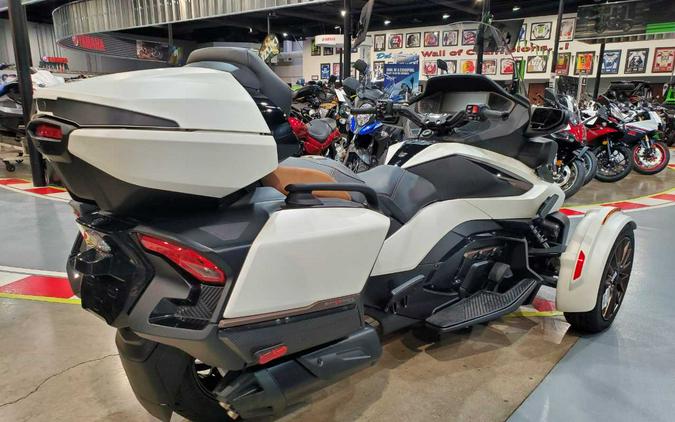 2024 CAN-AM SPYDER RT SEA-TO-SKY (SE6)