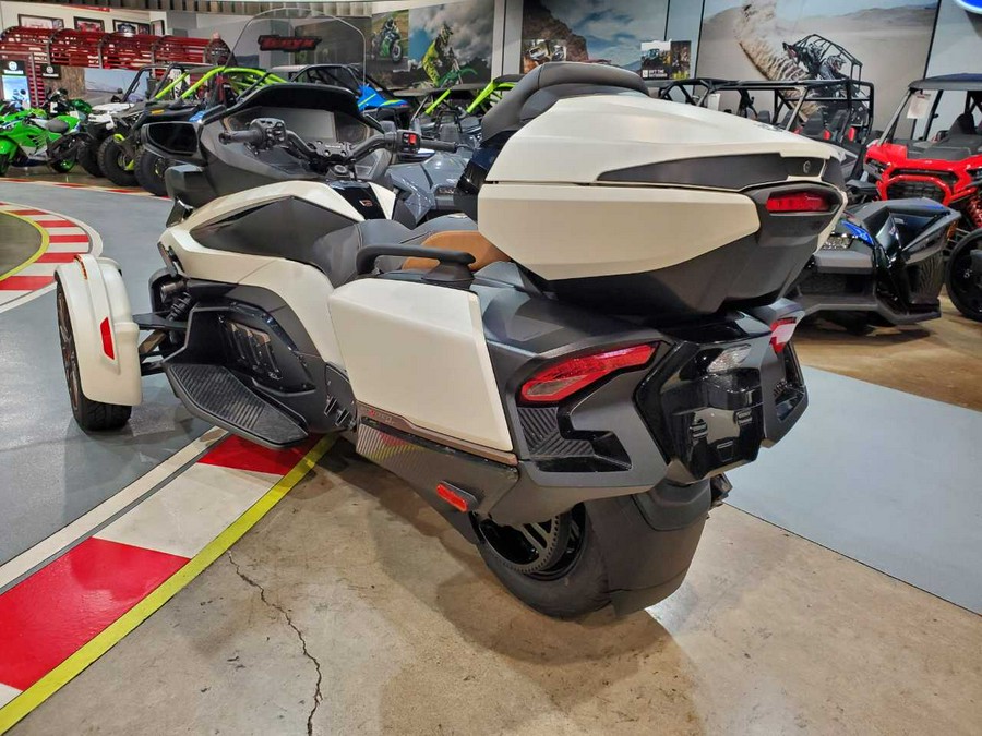 2024 CAN-AM SPYDER RT SEA-TO-SKY (SE6)