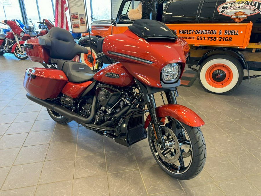 2024 Harley Davidson Street Glide Accessorized-Long Haul Package FLHX