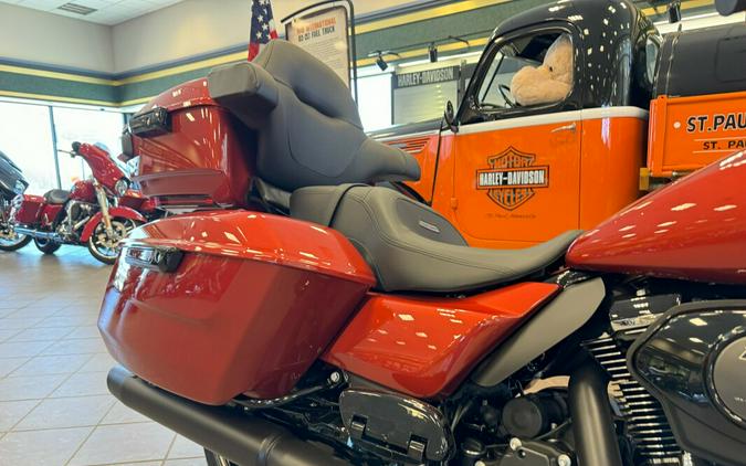 2024 Harley Davidson Street Glide Accessorized-Long Haul Package FLHX