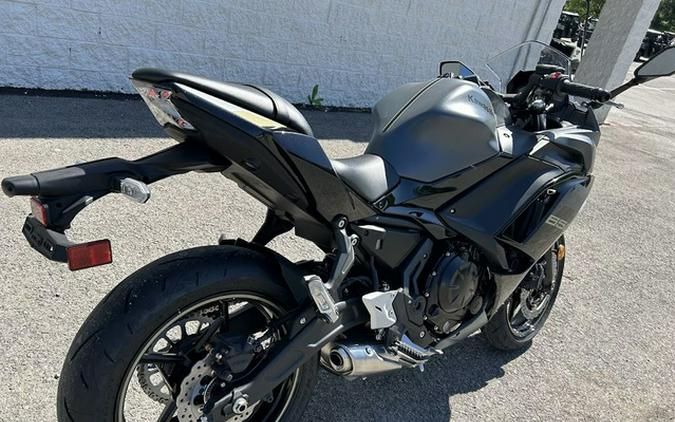 2024 Kawasaki Ninja 650 Metallic Matte Dark GrayMetallic Spark