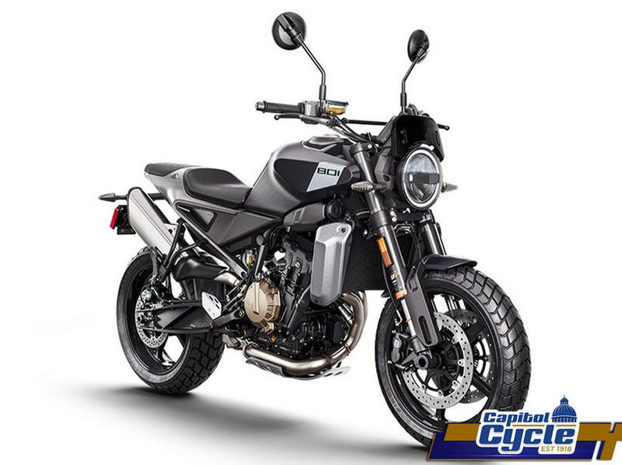 2025 Husqvarna® Svartpilen 801