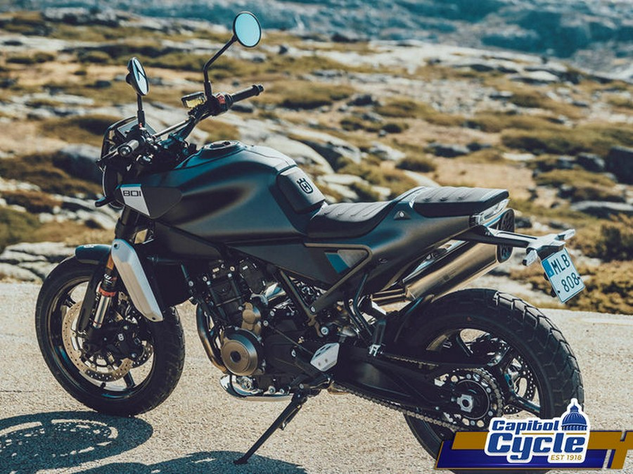 2025 Husqvarna® Svartpilen 801