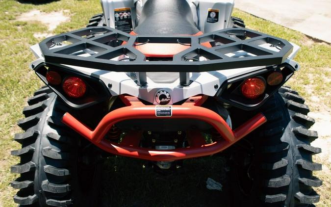 2025 Can-Am® Renegade X mr 1000 R Hyper Silver & Legion Red