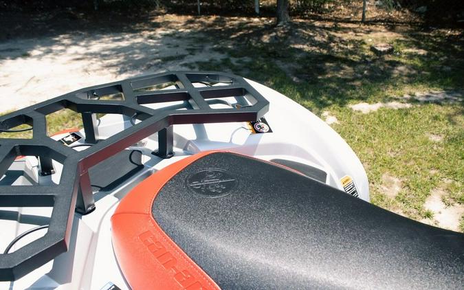 2025 Can-Am® Renegade X mr 1000 R Hyper Silver & Legion Red