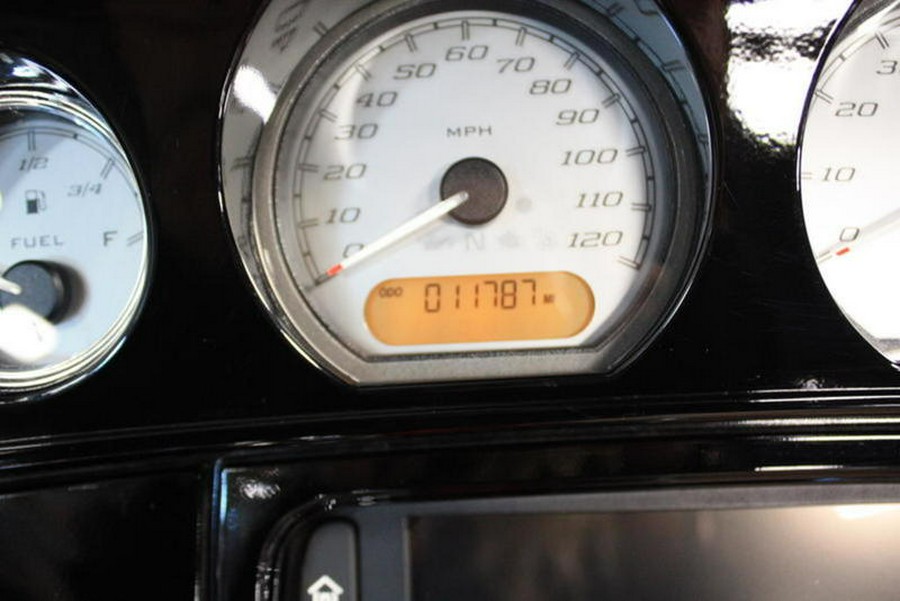 2016 Harley-Davidson® FLHXS - Street Glide® Special