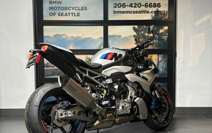 2026 BMW M 1000 R