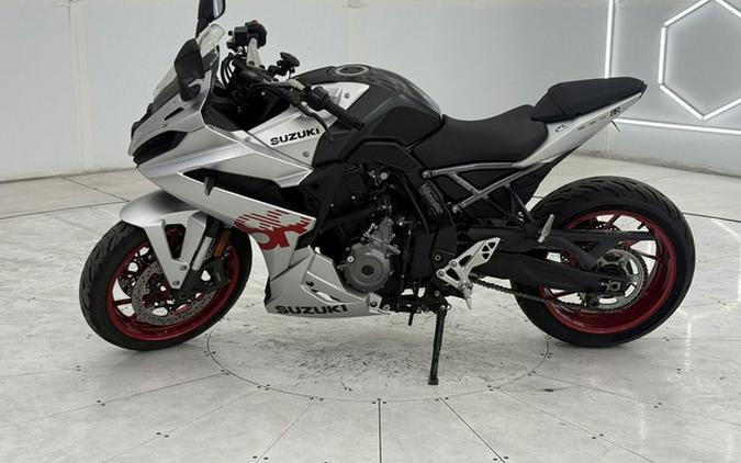 2024 Suzuki GSX 8R