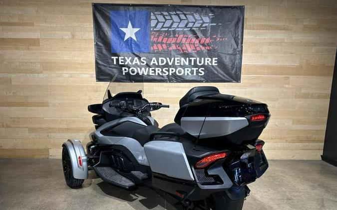 2023 Can-Am® Spyder RT Limited Dark Wheels