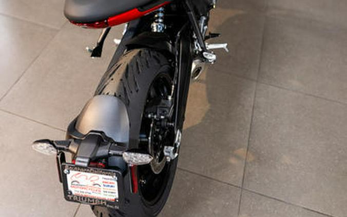 2024 Triumph Trident 660 Silver Ice/Diablo Red