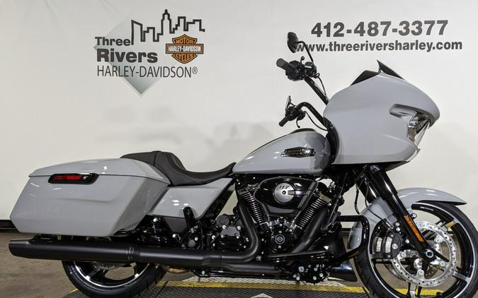 2024 Harley-Davidson Road Glide® Billiard Gray – Black Finish