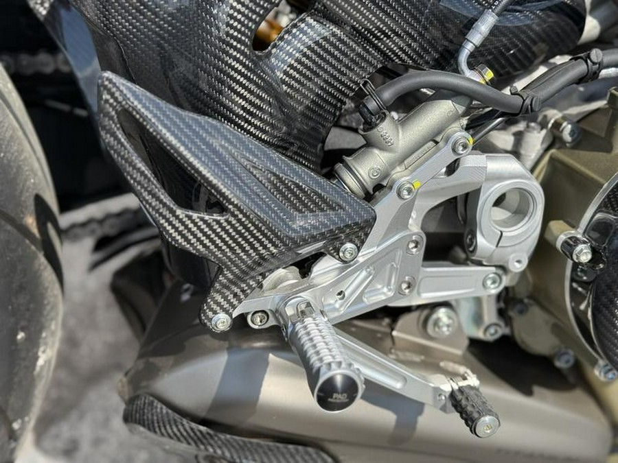 2023 Ducati Streetfighter V4 Lamborghini Livery