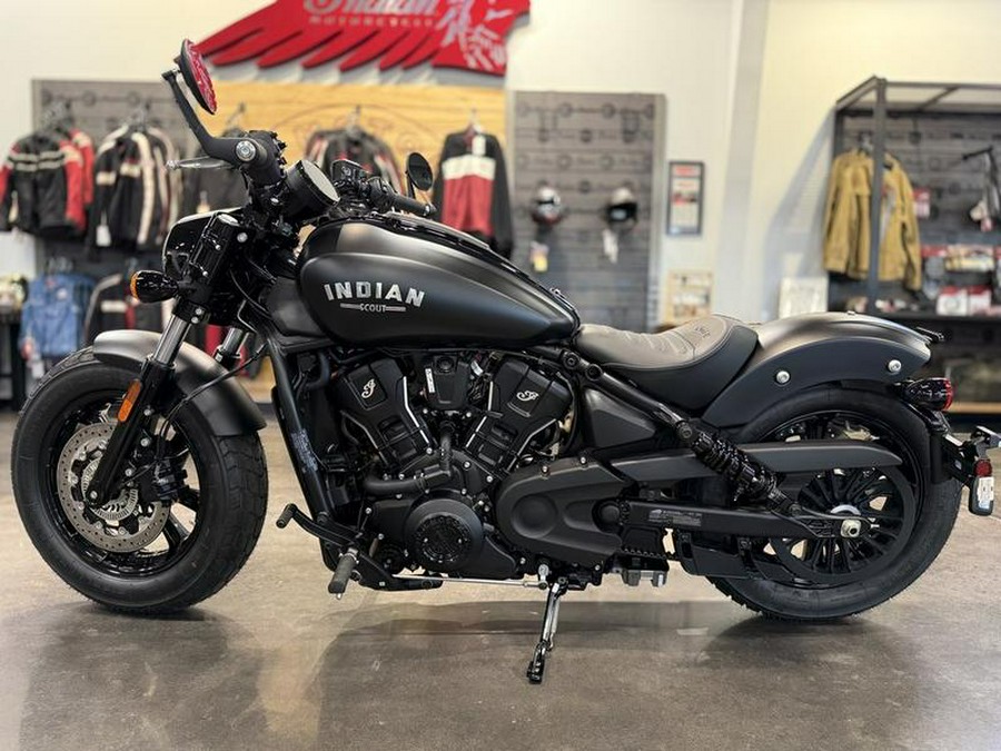 2025 Indian Motorcycle® Scout® Bobber Limited +Tech Black Smoke