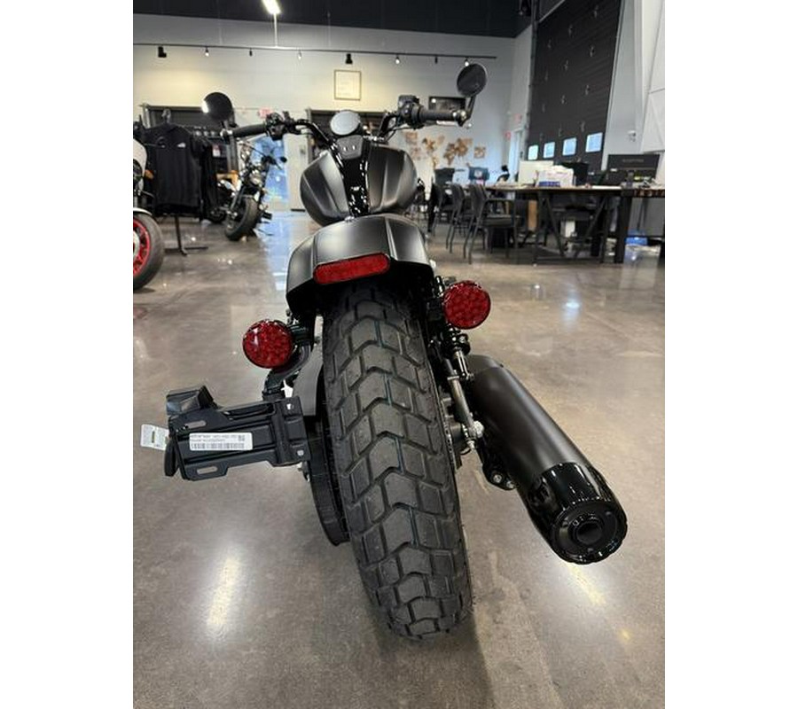 2025 Indian Motorcycle® Scout® Bobber Limited +Tech Black Smoke