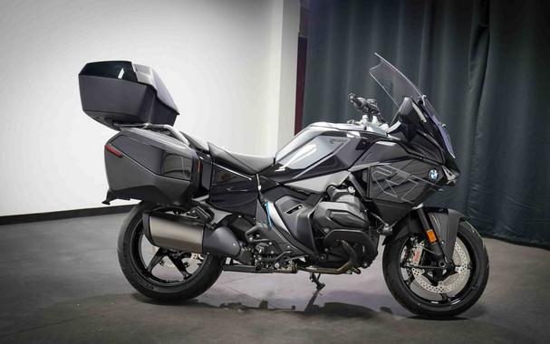 2026 BMW R 1300 RT Triple Black
