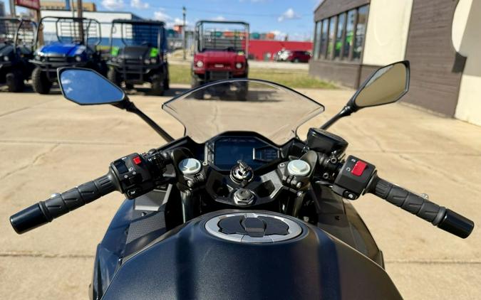 2026 Kawasaki Ninja® 500 ABS Metallic Flat Spark Black