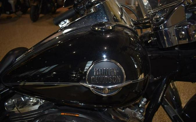 2010 Harley-Davidson® FLHRC - Road King® Classic