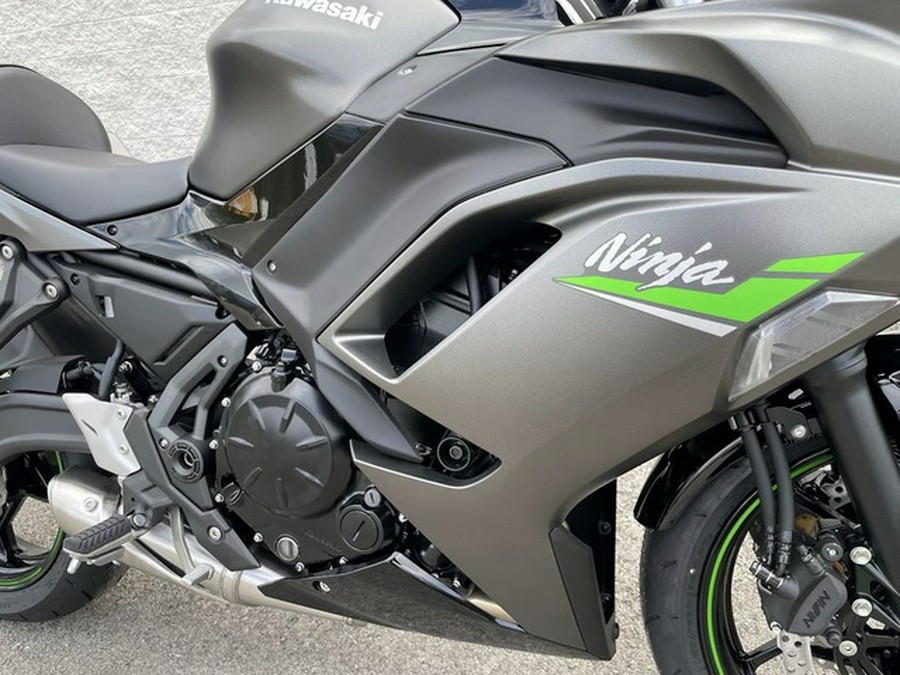 2024 Kawasaki Ninja 650 Metallic Matte Graphenesteel GrayEbony