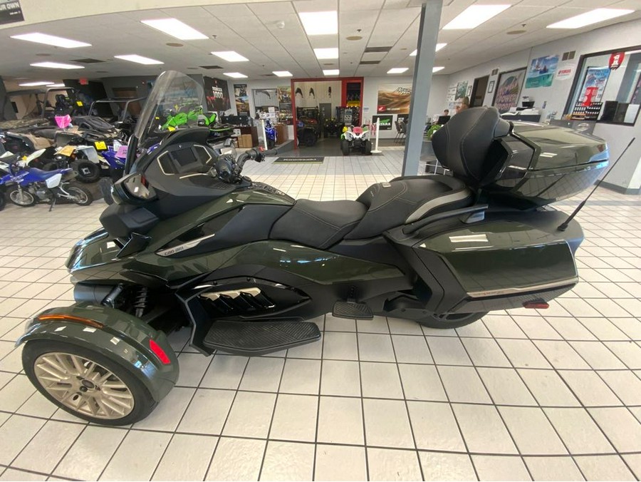 2023 Can-Am™ Spyder RT Sea-To-Sky