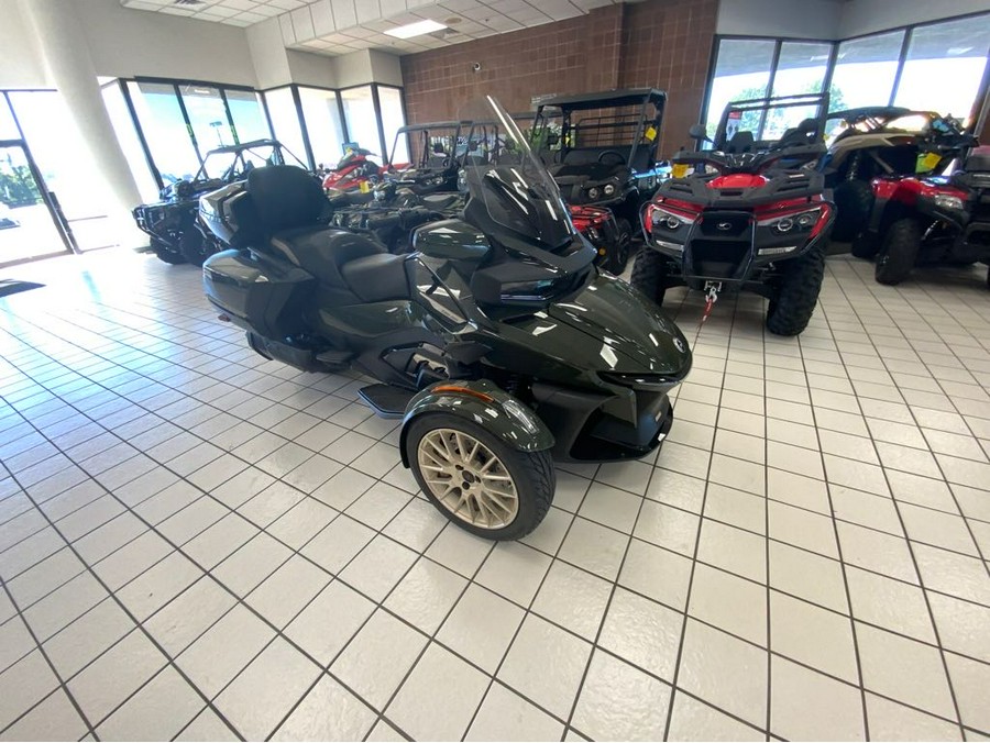 2023 Can-Am™ Spyder RT Sea-To-Sky