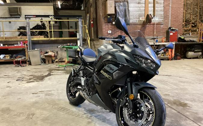 2024 Kawasaki Ninja® 650 ABS KRT Edition