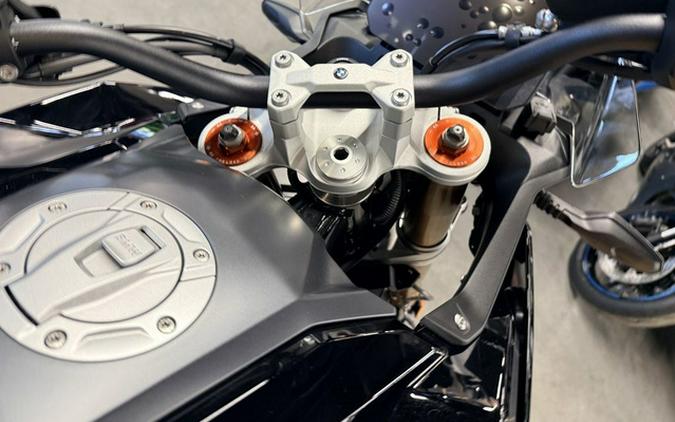 2026 BMW F 900 GS Black Storm Metallic