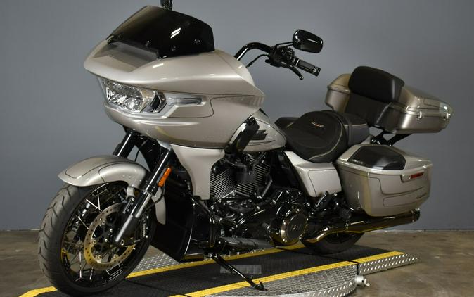 2023 Harley-Davidson CVO Road Glide