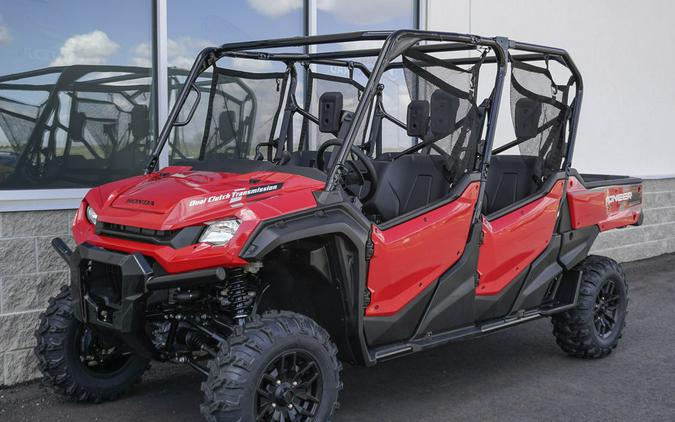 2023 Honda® Pioneer 1000-6 Deluxe Crew