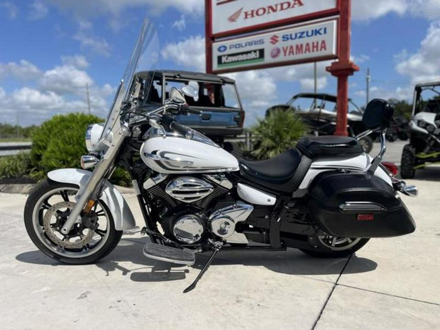 2015 Yamaha V Star® 950 Tourer