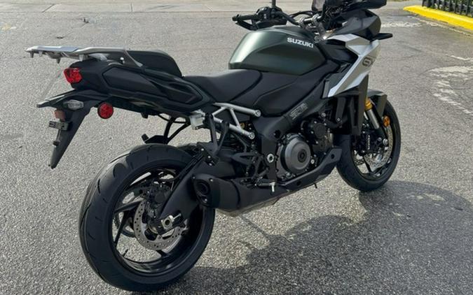 2024 Suzuki GSX-S 1000GX Plus