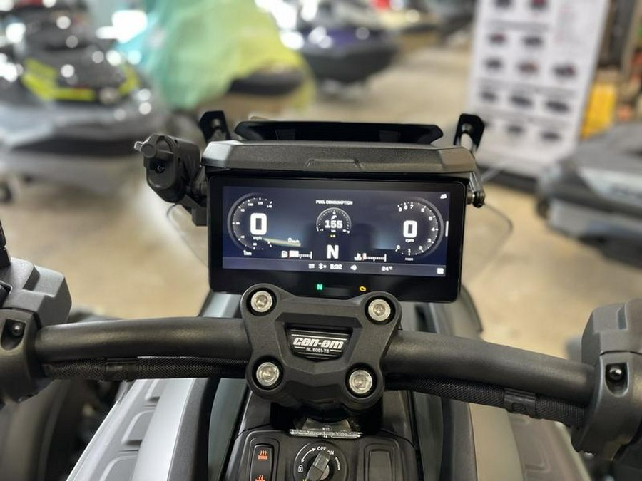 2025 Can-Am® Canyon Redrock