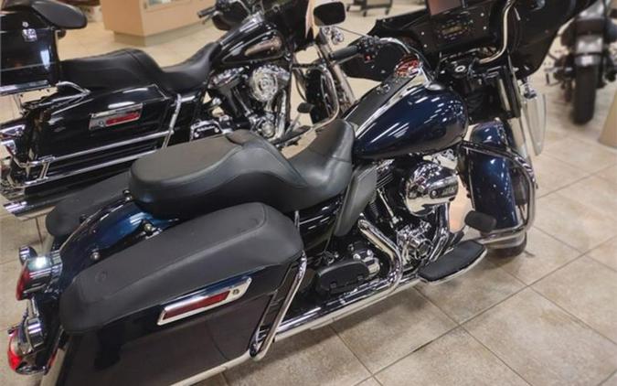2016 Harley-Davidson® FLHR - Road King®